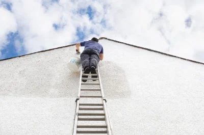 Peinture extérieure à Courbette — façades et ravalement